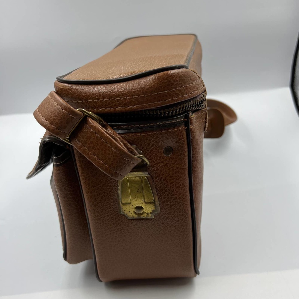 Vintage 1970's Camera Bag Faux Leather Tan Shoulder Strap Zippered‎ Padded - Picture 12 of 16